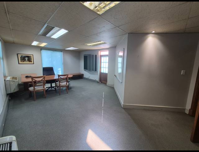 851M² OFFICE TO LET IN RIVONIA